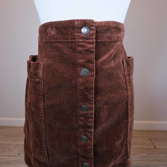Gap Womens Skirt Corduroy Mini Skirt Buttons Pockets Fall Sz 12 Career Office - Picture 2 of 10